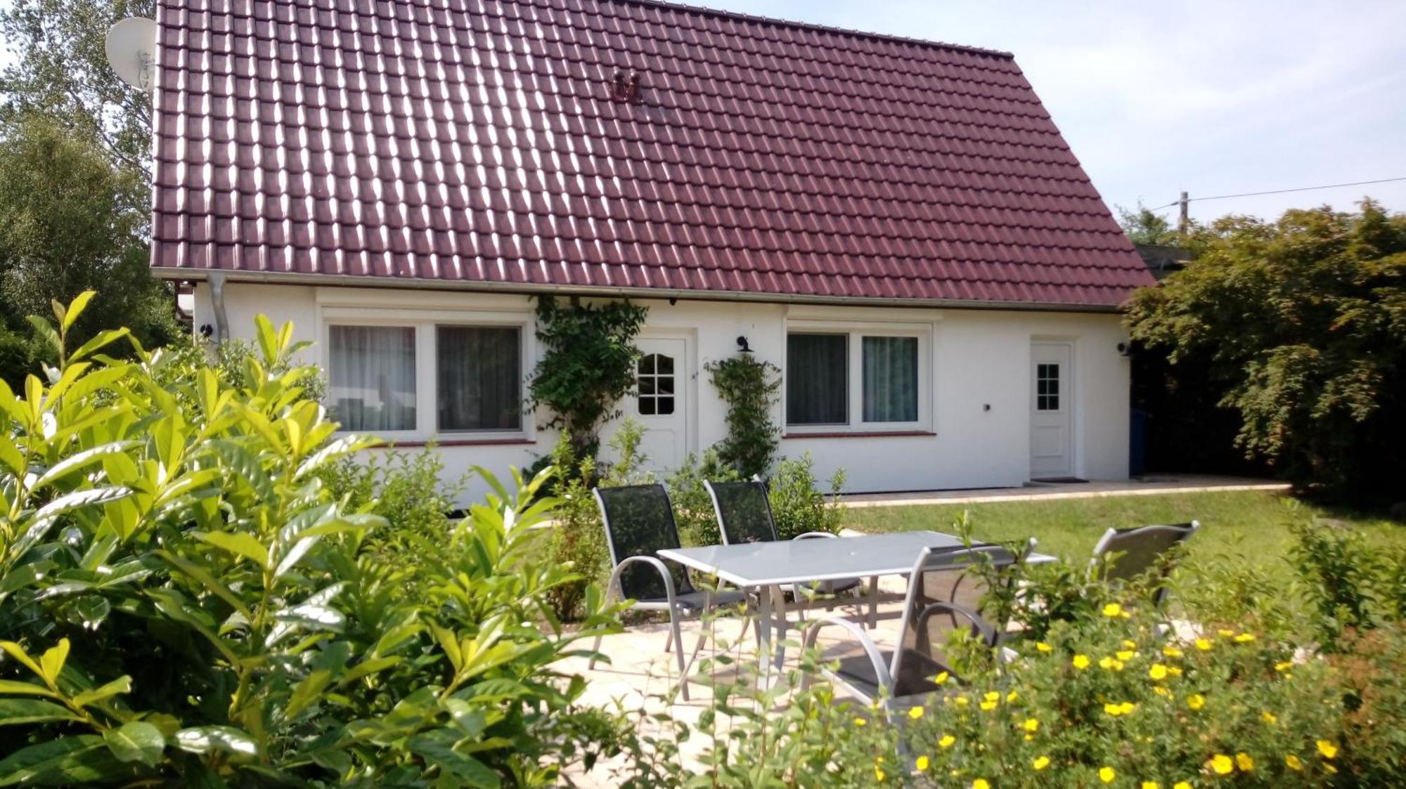 Ferienwohnung Zaepernick Erdgeschoss Dierhagen Exterior foto